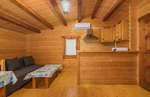 Deifontes House | Alojamiento rural Caserio de la Fuente