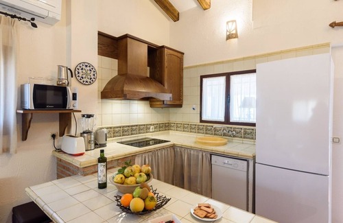 Huelma Villa | Alojamiento Rural El Aguelo Belmez de la Moraleda by Ruralidays