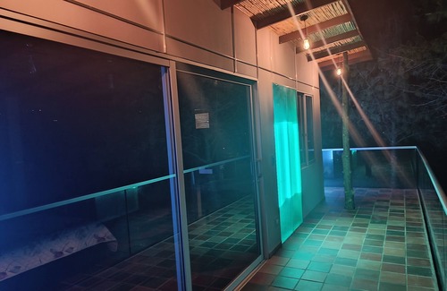 Sutamarchan Cabin | Alojamiento Rural Mágico Entre rio Montañas y Desierto Amonitas Glamping Deluxe