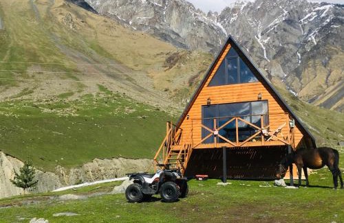 Stepantsminda Villa | Alone Cottage Kazbegi