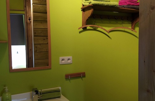 Engreux Bed & Breakfast | "Along the water" B&B Ardennes Belges + equestrian welcome