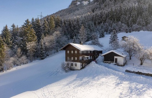 Muhlbach im Pinzgau Cottage | Alp-Cottage for 15 person Mountains of Salzburg