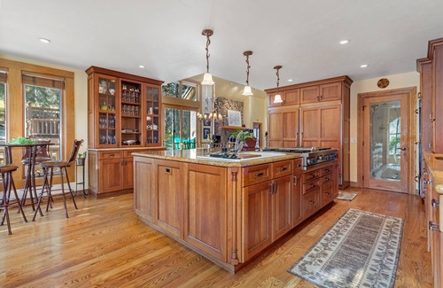 Beaver Creek House | ALPINE MANSION, 8BR + LOFT BR SLEEPS 24 HUGE 8000 sq ft EXCLUSIVE BEAVER CREEK!