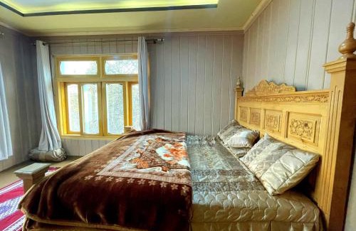 Khaplu Bed & Breakfast | Alpine Resort Khaplu