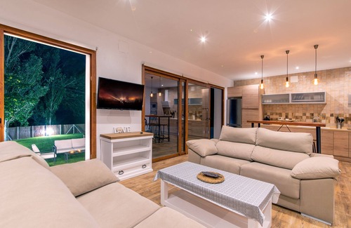 Soportujar House | Alpujarra Arena