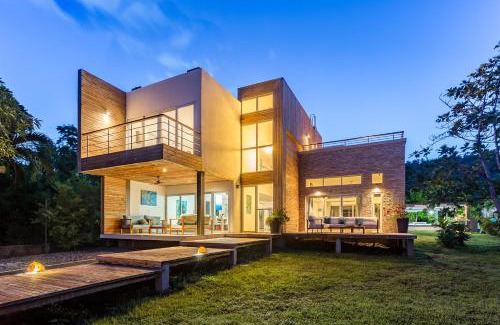 Punta Sur Villa | Alquiler de Casa Completa-Casa Iguana Del Mar