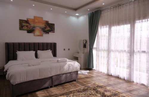 Al Hamra Hotel | Alshuruq Stay