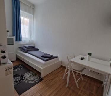 Vecses Apartment | Altair Airport Apartman