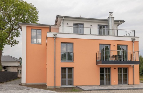 Lauterbach Apartment | Alte Fischfabrik InselGlück - Old fish factory Lauterbach InselGlück