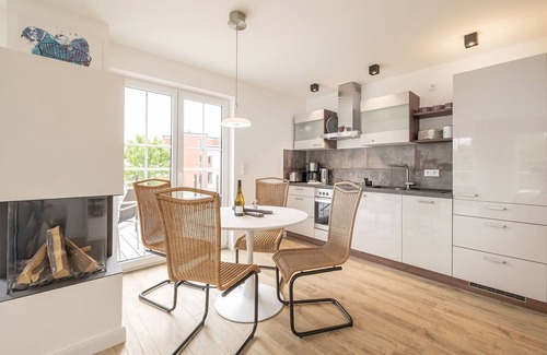 Lauterbach Apartment | Alte Fischfabrik Kleine Auszeit - Old fish factory Lauterbach Kleine Auszeit