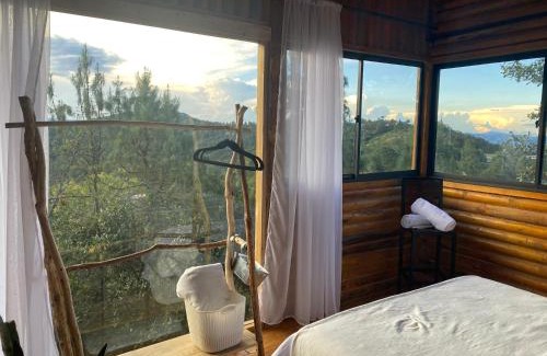 Envigado House | ALTEA cabaña Santa Elena, Medellín