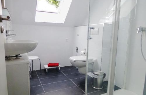 Loddin Apartment | Alter Schulgarten