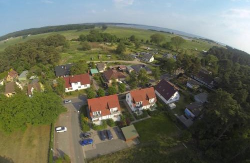 Loddin Apartment | Alter Schulgarten