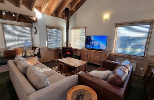 Dinner Plain Ski Chalet | Altitude - Dinner Plain