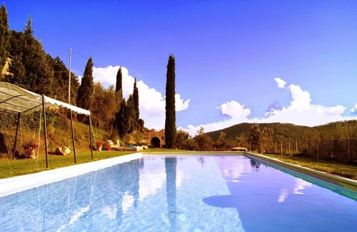 Buti Villa | Altocolle In Buti, Toscana