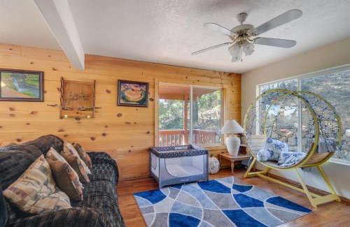 Long Valley Junction House | Alton Cabin with Deck about 2 Mi to Dixie Natl Forest!