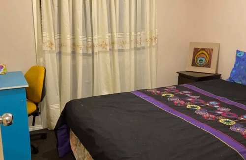 Altona Meadows House | ALTONA ROOMS FOR RENT