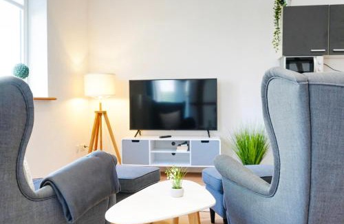 Fallersleben Apartment | Altstadt Apartment II - Terrasse- Waschmaschine- Parkplatz