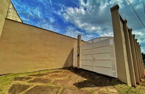 Aguas de Lindoia House | Aluga-se casa para Temporada