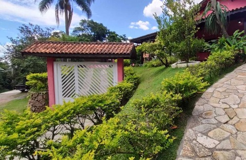 Pau Arcado Cottage | Alugo chácara em condomínio fechado, á 1h de SP