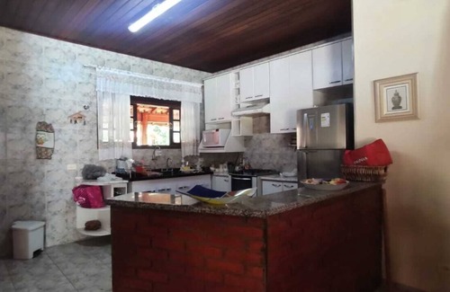 Pau Arcado Cottage | Alugo chácara em condomínio fechado, á 1h de SP