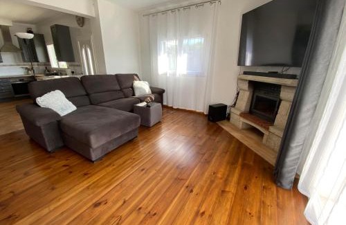 Montes de Alvor House | Alvor mountain view villa with private pool