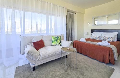 Prainha Apartment | Alvor Studio Land & Sea View