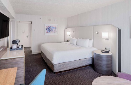 Downtown Columbus Resort | Always a Great Idea To Unwind! Close to Columbus Museum of Art, Pet-Friendly!