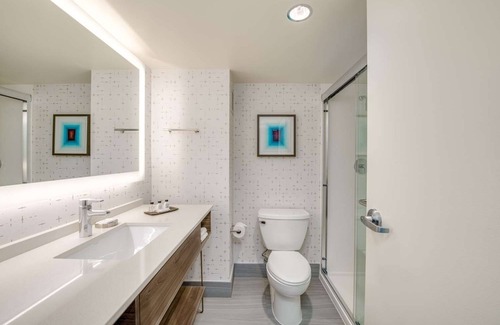 Downtown Columbus Resort | Always a Great Idea To Unwind! Close to Columbus Museum of Art, Pet-Friendly!