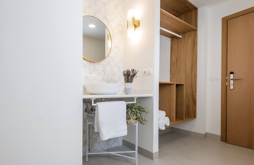 Conil de la Frontera City Center House | Alzocaire Boutique