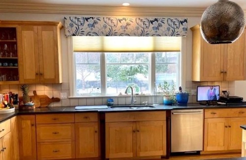 Weston House | AMAMZING FAMILY FUN FILLED RETREAT