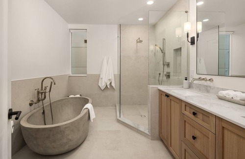 Chelan Ski Chalet | Aman & Amari Exclusive Luxury Stay "Sleeps 48"
