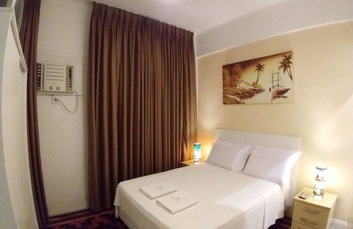 Copacabana Apartment | Amazing 2 bed apt in the beach-Internet/AC/CableTV