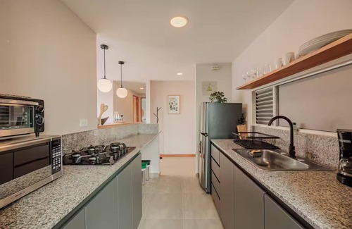 Patio Bonito Apartment | Amazing 2br apartment Poblado near CC Santa Fe