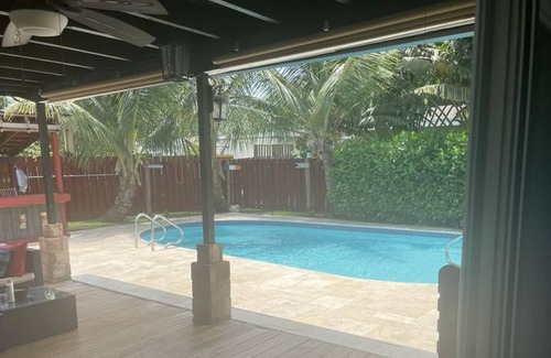 Pembroke Pines House | Amazing 3 bedroom Vacation Home with the backyard of your dreams.