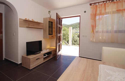 Kneza Apartment | Amazing apartment in Kneze with WiFi