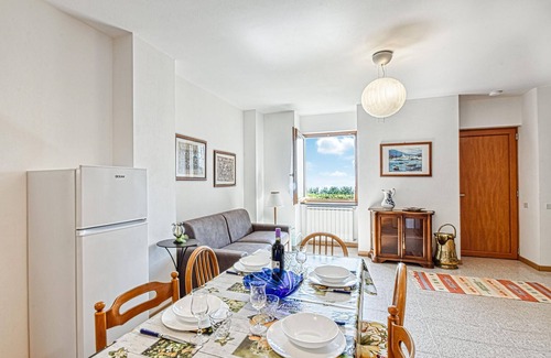 Recco Apartment | Amazing apartment in Recco with kitchen