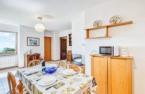 Recco Apartment | Amazing apartment in Recco with kitchen