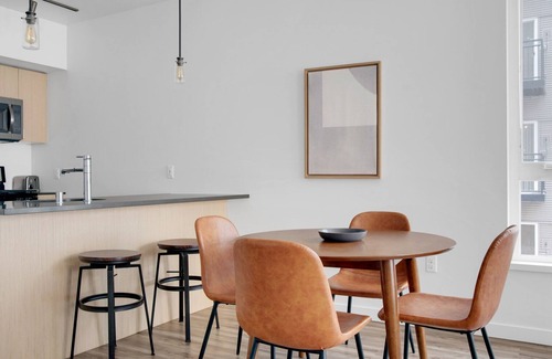 Wilburton Apartment | Amazing Bellevue 2BR w/Gym & W/D, near Spring District, by Blueground