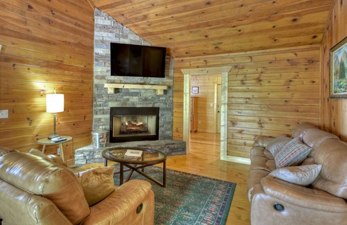 Ranger Cabin | Amazing cabin with loft, new decks with hot tub overlooking Carters Lake!