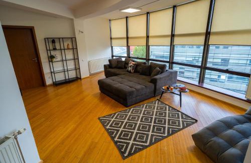 Kiseleff Apartment | Amazing City Views - Charming Penthouse & Aparment