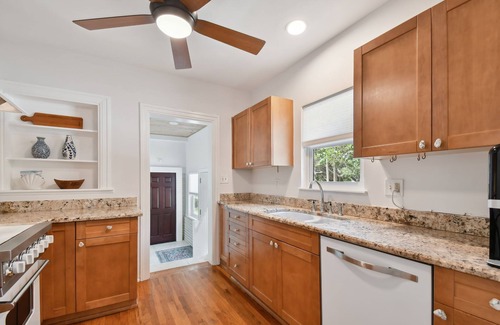 Crescent Heights House | Amazing Crescent Lake Home - Lakefront and Just Blocks from Downtown St Pete