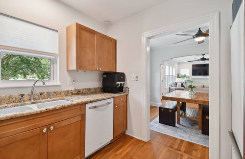 Crescent Heights House | Amazing Crescent Lake Home - Lakefront and Just Blocks from Downtown St Pete