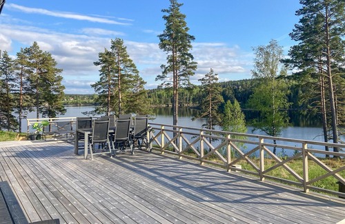 Arjang House | Amazing home in årjäng with lake view