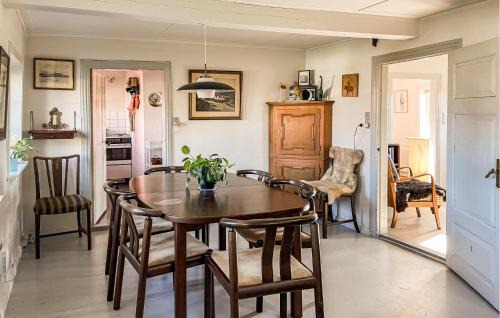 Ærø Municipality House | Amazing Home In Ærøskøbing With Wifi