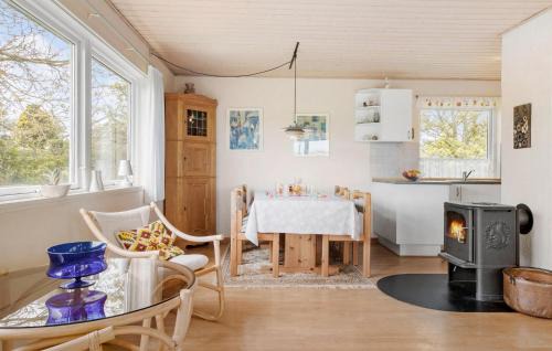 Asserballeskov House | Amazing Home In Augustenborg