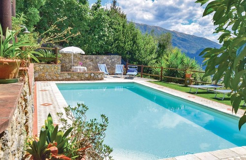 Camaiore House | Amazing home in Camaiore -LU-