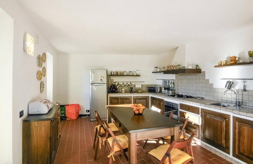 Follo House | Amazing home in Carnea with WiFi