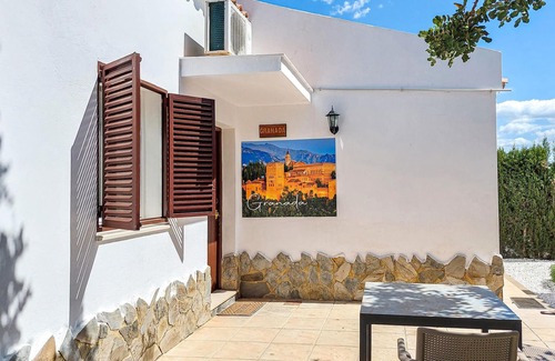 El Coronil House | Amazing home in El Coronil with WiFi