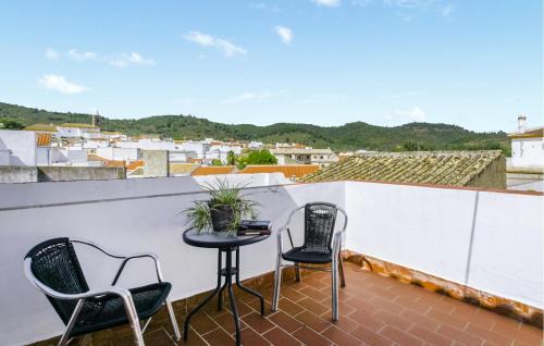 El Pedroso House | Amazing Home In El Pedroso With Wifi